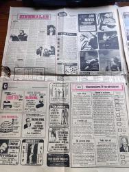 Günaydın Foto Haber 1 Gazetesi - 2 Şubat 1974 - 2 Kişinin Hayatına Mal Olan Deprem Yüzünden İzmirliler Geceyi Sokaklarda Geçirdi Fotoğraf - Tarihi Saat Kulesinin Kubbesi Yıkıldı - İzmir Belediye Başkanı İhsan Alyanak Yaralı Taşıdı - Depremin İki Kurbanı Mehmet Medita Ertan - Enkaz Parçaları Mercedes'i Yamyassı Etti - Olimpia Night Club - Foliberjer Night Club - Sevilen Sanatçı Chopin Frederic - Büyükdere Reks Gazinosu - Türkan Fulya - Eşlerin Beraber Yıkanması Enerji Tasarrufu Sağlar Fotoğraf - Fatih'in Fedaisi Kara Murat Yazan Rahmi Muratoğlu Çizen Abdullah Turhan - Kalbimdeki Cehennem Foto Roman - Vefa Lisesi'nin İki Güreşçisi Necmi Doğan Ve Ata Karataş İstanbul Şampiyonu Oldu - Ceza Atışı Sırasında Kurallara Aykırı Baraj Yapan Takımın Kaptanı Oyundan Atılacak - Club Kennedy - Ayhan Özgün - Petrol Körfezinin İncileri Röportaj Erdoğan Arıpınar Fotoğraflar Gündüz Serdengeçti - Pay Mağazaları Fiyat Listesi