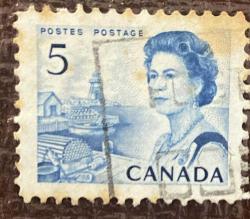 Kanada Pulu - Canada Stamp - Postadan Geçmiş Pul Filateli - KRALİÇE II. ELIZABETH RESİMLİ BALIKÇI LİMANI TEMALI PUL, 5 PARA - YABANCI PULLAR-NOSTALJİK DOĞUM GÜNÜ HEDİYESİ