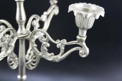 PİRİNÇ BEŞLİ ŞAMDAN 5 KOLLU METAL-SARI  GÜMÜŞ KAPLAMA DETAYLAR RESIMLERDE (DELİKLİ RAF