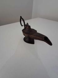 Alaaddinin sihirli lambası,pirinçten yapılmış ağır gösterişli bir ürün