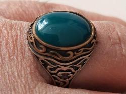 OSMANLI SON DÖNEMİ SARI AKSAMLAR ALTIN KAPLAMA MÜTHİŞ MOTİFLİ ORİJİNAL YEŞİL TURKUAZ TAŞLI SANATSAL MUHTEŞEM GÜMÜŞ YÜZÜK NNN1RR1 ÇOK NADİR