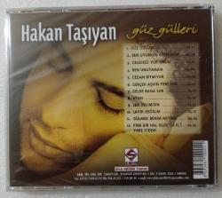 HAKAN TAŞIYAN / Güz gülleri