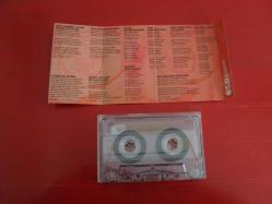 NEŞE KARABÖCEK ALTIN ŞARKILAR  KASET