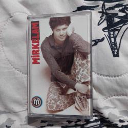 Kaset mirkelam ah bir joker