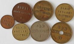 T.A.O.  Denizcilik Bankası Şehir Hatları İşletmesi - Tam I. Mevki - Tam II.Mevki - Subay 1. Mevki - Öğrenci ve ilave 3 değişik boyda jeton Lotu