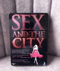 SEX AND THE CİTY DVD FİLM. KONDİSYON YÜKSEK.  METAL KUTUSUNDA.  KOLEKSİYONLUK