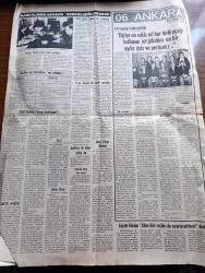 Günaydın Haber 2 Gazetesi - 11 Şubat 1974 - 06 Ankara Örsan Öymen Yazıyor - Milli Eğitim Bakanı Mustafa Üstündağ Valilere Genelge Gönderdi - Görevden Alınan Bütün Öğretmenler Eski Yerlerine Dönüyor - Ereğli Demir Çelik Grevi Yeniden Başlamadan Anlaşma Oldu - Cemal Tural İstifa Edince Bazı Millet Partililer Osman Bölükbaşı'yı Göreve Çağırdı - Kömür İşçileri Seçim Kampanyası İçin İşçi Partisi'ne 50 Bin Sterlin Gönderdi - Komşumuz Irak'ta İktidar Mücadelesinin Kısa Tarihi - Almanya'da Hayatı Felçe Uğratacak Grev Nedeniyle Brandt İşçi Liderlerine Uzlaşmak İçin Son Bir Çağrıda Bulundu - Tekel Bakanı Mahmut Türkmenoğlu Kesin Söylüyorum Tekel Maddelerine Zam Yok Dedi - Amerikan Başkan Yardımcısı Ford Petrol Ambargosu Devam Ederse Benzini Karneye Bağlamak Zorunda Kalacağız Dedi- Ziraat Ve Kimya Mühendisleri Odaları Haşhaş Ekiminin Devlet Kontrolünde Yapılmasını Öneriyor  - IRA - Kuzey İrlanda'da Son İki Yılda Öldürülenlerin Sayısı 951'e Yükseldi - Fidel Castro - Heinrich Böll'ün Oğlu Sorguda