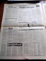 Zafer Gazetesi - 22 Ocak 1962 -  Keban Barajı Köşe Yazısı - Bir Mektup Vesilesiyle Yazan Muhip Dranas Köşe Yazısı - Ünlü Rejisör Elia Kazan Kayseri Mantısı Yerken - Altay Ömer Egesel İmralı'daki İdamları Anlattı - Adnan Menderes'e Hükmün Tebliği - Kasım Gülek De Doğrudur Dedi Avrupa Kayseridekilerin Affını Temenni Ediyor - Ragıp Gümüşpala Gelmeyince Adalet Partisinin Toplantısı Salı Gününe Kaldı - Büyük Millet Meclisine Gazeteciler Sokulmuyor - George Sand Yazan İmre Gömal Yazı Dizisi - Yaman Gazeteci Cemo Karikatür - Kayseri Öksüzleri - Eski Trabzon Mebusu Selahattin Karayavuz - Fal Ve Burçlar - Washington'ub Arena Tiyatrosu - Bir Eski Milli Birlik Komitesi Üyesinin İfşaatı Yazan C.D. - Modern Kleopatra Elizabeth Taylor - Yakın Tarihimizde Siyasi Cinayetleri Hazırlayan Sadi Borak Yazı Dizisi - İngilizlerin Gönüllerini Fetheden Fransız Kızı Mylene Demongeot Fotoğraf - Navaron'un Topları Yazan Alistair Maclean Yazı Dizisi -  Amerikalılara Bu Defa Ancak 6 Gol Atabildik - Fenerbahçe