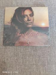 SEZİL GÜLER AŞK DEĞİL CD