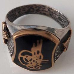 OSMANLI DÖNEMİ KEHRİBAR TAŞ ÜSTÜ VE GÜMÜŞ ÜSTÜ TUĞRALI SARI AKSAMLAR ALTIN KAPLAMA MUHTEŞEM GÜMÜŞ YÜZÜK 2OOO1A1A ÇOK NADİR