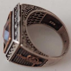 OSMANLI SON DÖNEM KIRMIZI KRİSTAL TAŞLI OSMANLI TUĞRALI MOTİFLİ ORİJİNAL SARI AKSAMLAR ALTIN KAPLAMA MUHTEŞEM GÜMÜŞ YÜZÜK 1LLL2RR ÇOK NADİR