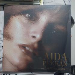 Ajda pekkan unutulmayanlar lp plak ambalajında