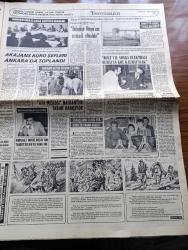 Halk'a Ve Olaylara Tercüman Gazetesi - 12 Şubat 1978 - Adalet Partisi 18 Yaşında - Süleyman Demirel Büyük Büyük Türkiye'yi Adalet Partisi Yapacak Dedi - Bülent Ecevit Yabancı Sermaye ve Teknolojiye Çağrıda Bulundu - Türkiye Komünist Partisi Ankara'nın Piyangotepe Semtinde Halk Meclisi Kurdu - Mithat Perin Anadolu Ajansının Ödeneğinin Kesilmesi Anayasa'ya Aykırı - Alparslan Türkeş Eğitim Enstitüleri Anarşi Yuvası Haline Getirilmek İsteniyor - Türkiye'liler Yazan Ahmet Kabaklı Köşe Yazısı - Güneri Civaoğlu Köşe Yazısı - Ereğli Demir Çelik'te Grev Başladı - Ateşten Gömlek Yazan Tarık Buğra Köşe Yazısı - Türkiye'deki Afrika Yazan Erkan Yiğit Fotoğraflar Tancan Baltalı Yazı Dizisi - Akıncılar Beyi Doğan Yazan Ve Çizen Refet Kartal - Asrımızın Koca Yusufları Yazan Ali Gümüş Yazı Dizisi - Malkoçoğlu Yazan Ve Çizen Ayhan Başoğlu - Sahir Gürkan Futbol Federasyonu Başkanı Oldu