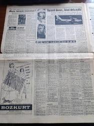 Hürriyet Gazetesi - 12 Nisan 1961 - Gestapo Şefi Adolf Eichmann Onbeş Yıl Sonra Adalet Huzurunda - Sanık Eichmann Kurşun Geçmez Bir Hücrede Hareketsiz Ve Heyecansızdı Fotoğraf - Almanya Türkiye'ye Yardımda Bulunacak - Turan Emeksiz'i Zeki Şahin Öldürmüş - Devrim Aleyhinde Faaliyet Gösterenlerin Davası - Gün Battıktan Sonra Aşk Romanı Yazan Elizabeth Seiffert Yazı Dizisi - Dedektif Nik'in Maceraları Çizgi Roman - Şehir Hatlarında Turnike Uygulamasına Cumartesi Günü Kadıköy'de Başlanacak - Zeki Müren Kızılay'la Elele - Sultan Cem Ve Resimleri - Ziraat Bankası - Mavi Ufuklar Aşk Ve Macera Romanı Çizen Faruk Geç - Mühim Bir Açılış Töreni Rıdvan Umay Mağazaları - Türk Doktoru Mustafa Kemal Yön'ün Amerika'daki Başarısı - Amerikan Pilotları Hararet Duvarını İkinci Defa Aştı - Sana Döneceğim Aşk Romanı Yazan Mükerrem Engin Yazı Dizisi - Kartal Resimli Gazete - Fenerbahçe Levisky İle Bugün Sofyada Oynuyor - Hazırlık Maçında B Milliler Taksim'i Yenemediler - Silahlı Kuvvetler Basketbol