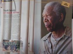 SABAH DERGİ GRUBU-SİNEMA DERGİSİ-POPÜLER SİNEMA DERGİSİ-5.5 TL-2009-SAYI:12-ARALIK-YAKIN PLANDAKILER-KAPITALIZM:BİR AŞK HIKAYESİ-ANTICHRIST-ZOMBIELAND-AYIN OYUNCUSU-WILLEM DAFOE-SÖYLEYİLŞİLER-BAŞKA DILDE AŞK-ILKSEN BAŞARIR VAIVEN-YAĞMUR VE DURUL TAYLAN-BORNOVA BORNOVA-INAN TEMELKURAN-AVATAR-JAMES CAMERON SINEMAYI YENILIYOR-YENI BIR DÜNYA-KULAĞI KENDINDE GÖZÜ UFUKTA-KONUŞMADAN ANLAŞANLARIN FILMI-BENI YAK,KENDINI YAK-KARANLIK BİR TÜNELIN ICINDE-MOORE BANKALARA KARŞI-ÖLÜLERIN IKTIDARI-ELEKTIRIGIN DOĞASINDAN INSAN YAŞANTISINA-DÜNYA SINEMA TARIHI 7-1965-1975-BOX OFFICE VE YILDIZ TABLOSU-SEYİR DEFTERİ-ELEŞTIRILER-2012-YASAK BÖLGE 9-YUKARI BAK-ALACAKARANLIK EFSANESİ:YENI AY-THIS IS IT-SINEMADAN ÇIKMIŞ İNSAN-ÖZEL SEANS-IŞIK VE GÖLGE-ATILLA DORSAY-AYIN OYUNUCUSU-WILLIEM DAFOE-KÜLT FILMLER-LET'S SCARE JESSICA TO DEATH-SOUNDTRACK-GELECEĞE DÖNÜŞ-DVD REHBERİ-SİNRMA ÇIKIŞI-ÖNER ERKAN-ZAMANIN TOZU-ABIMM-ADINI SEN KOY-NO OFSAYT-AŞKA DAIR-ACI AŞK-ADAM OLACAK ÇOCUK-MARC WEBB-AŞK,ÖZGÜRLÜK VE İSYAN DÖNEMI