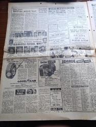 Hürriyet Gazetesi - 7 Eylül 1961 - Sovyet Rusya ve Bütün Peykleri İçin Ticari Abluka - Anlaşma Olursa NATO Memleketlerine Doğu Bloğu İle Alışverişin Kesecekler - Osman Bölükbaşı Yorgunmuş - Arzu Eden Yedeksubay Öğretmen Asil Olarak Çalışacak - Amerikalı Komutanlar Cemal Gürsel'i Ziyaret Etti Fotoğraf - Emekli Subayların Derneği Kapatıldı - Türk Basın Andlaşması Dün Ankara'da İmzalandı - Hürriyeti Seçen Bulgar Gençleri - Yol Orada Bitmişti Aşk Romanı Yazan A.S. Turnboll Yazı Dizisi - Dedektif Nik'in Maceraları Çizgi Roman - Hilton'un İlave İnşaatı 2,5 Sene Sonra Bitecek - Cansız Maddeden Canlı Varlık Yaratacaklar - Sevilen Unutmaz Aşk Ve Macera Romanı Çizen Faruk Geç - Paris'te Helene April İsmindeki Küçük Bir Yıldız Gazinoda Banyo Yaparak Meşhur Oldu Fotoğraf - Vefa Gitti Fenerbahçe Ve Galatasaray Bugün Çalışıyor - Fatoş Çizgi Roman - Rusya'da Futbolcuların Galibiyet Sonunda İçki İçmeleri Yasak Edildi - Voleybolcu Şevket Güventürk Ceza Heyetine Verildi - 15 17 Eylül Balkan Şampiyonası