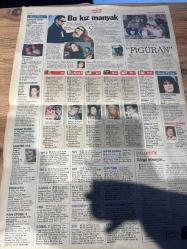 SABAH İSTANBUL GAZETESİ SABAH MELODİ GAZETESİ - 22 ARALIK 1999 - Erdal Bilallar-Eczaneler-Güzellik Rehberi-Sağlık Rehberi-Sabah Sarı Sayfalar-Şenol Baştakar-İstanbulluların dert köşesi-İstanbul’da Kültür Sanat-iett de nöbet değişimi - barajlar kurudu - Şenol baştakar - ramazan yazgan - Fenerbahçe - yedikule - Maltepe - Şişli - Kadıköy - Bakırköy - Zeytinburnu - Topkapı - Fatih - Pendik - Sultanbeyli - Beşiktaş  - Balat - Boğaziçi elektrik genel müdürü Mustafa kavlu- raif yetim - afet yönetim merkezi - korku gecesi - fener stadı - Osmanlı da esinlenen kumaşlar yarışacak - Ramazan yazgan - swissotel- Dolmabahçe - kiptaş- Paris kristal geceler - mine çayıroğlu - elif Ergu - Vural savaş - yedinci işaret - mıamı blues- grace kelly- gençlik ateşi - gözyaşı seli - ertem göreç - Erdoğan sevgin
