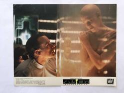 ALIEN - YARATIK: DİRİLİŞ (1997) - SİNEMA FİLMİ ORİJİNAL 8'Lİ LOBİ KART SETİ - AMERİKA DÖNEM BASKISI - ALIEN: RESURRECTION (1997) ORIGINAL LOBBY CARD SET 8 SCENES, U.S.A - 25 x 20 cm - Jean-Pierre Jeunet, Sigourney Weaver, Winona Ryder, Dominique Pinon, Ron Perlman, Gary Dourdan, Michael Wincott, Kim Flowers, Dan Hedaya, J.E. Freeman, Brad Dourif, Raymond Cruz, Leland Orser, Carolyn Campbell, Marlene Bush, David St. James, 	Joss Whedon, John Frizzell, Hervé Schneid