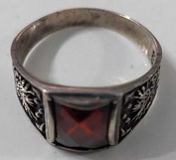 OSMANLI SON DÖNEM KIRMIZI OCTAGON KRİSTAL TAŞLI OSMANLI TUĞRALI MOTİFLİ ORİJİNAL MUHTEŞEM GÜMÜŞ YÜZÜK 1ÇÇ2VV ÇOK NADİR