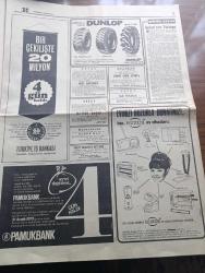 Hürriyet Gazetesi - 27 Aralık 1973 - İsmet İnönü Son Defa Meclis'te - Önceki Gün Hayata Gözlerini Yuman İsmet İnönü Yaşantısı Boyunca İyi Bir Aile Reisi Olarak Tanınmıştı - İsmet İnönü Eşi Mevhibe İnönü İle Birlikte Fotoğraf - TBMM'deki Katafalk Önünden Saygı Geçişi Bugün Başlayacak - İsmet İnönü Atatürk İle Karşı Karşıya Yatacak - İsmet İnönü İçin Yarın Yapılacak Cenaze Törenine Katılmak İçin İllerden Heyetler Geliyor - İsmet İnönü'nün Cenaze Töreni TV'den Naklen Verilecek - İsmet İnönü'yü Tanıyanlar O'nu Anlattı - CHP Genel Başkanı Bülent Ecevit - İsmet İnönü'nün Ölüm Haberini Alınca Ağlamaya Başlayan Osman Bölükbaşı - Pembe Köşk'te Artık Hüzün Var - Mevhibe İnönü İsmet Paşa'ya 45 Yıl Her Sabah İnsülin Yaptı - Bütün Dünya Radyo Ve TV'leri Haberi Yayınlarını Keserek Verdi - Çağın En Büyük Devlet Adamlarından Biri Öldü - Acı Tütün Yazan Necati Cumalı Yazı Dizisi - Tarkan Kurt Kanı Yazan Ve Çizen Sezgin Burak - 50.000'inci Murat 124 26 Aralık 1973'te İmal Edilmiştir Fotoğraf - TOFAŞ