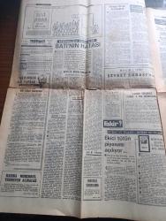 Milliyet Gazetesi - 20 Ocak 1968 - Televizyon Şebekesi Gelecek Yıl Kuruluyor - Devlet Otoritesi İle Alay Edenler 2 Yazan Abdi İpekçi Köşe Yazısı - Kalp Naklinde Bir Engel Daha Aşılıyor Organ Reddini Bir Önleyici Bir Usul Bulundu - Boğaz Köprüsü Projesini İngiliz Firma Yapacak - Boraksı Etibank'ın İşletmesi İstendi - Orhan Kemal'in Yalova Kaymakamı Piyesi Ulvi Uraz'ın Tiyatrosunda Büyük Bir Başarı Kazandı - Sülün Osman Şarkıcılığa Karar Verdi - Alptekin Viyana Delisi Yazan Ahmet Kozanoğlu Çizen Abdullah Turhan - Abdülcanbaz'ın Maceraları Çizen Turhan Selçuk - Sokaklardan Bir Kız Yazan Orhan Kemal Yazı Dizisi - Çağın En Büyük Cinayetleri Yazan Kurt Singer Yazı Dizisi - Karagöz Armağanı 1968 - İstanbul'un İlginç Gece Kulüplerinden Viski A Go Go Fotoğraf - Durul Gence - Dormen Sanatçıları Büyük Kaza Atlattı - Ahmet Berman'a Sessiz Jübile - Can Bartu'nun İtalya'da Ameliyat Oluşu Senatoda Tartışıldı - Ankaragücü Trafik Kazası Geçirdi - Beşiktaş Stadı 30.000 Kişi Olacak - Muhammed Ali Clay