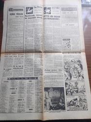 Son Havadis Gazetesi Kupürü - 31 Aralık 1965 - Mübarek Ramazan Yazanlar Selahattin Şar ve Yusuf Ziya İnan - Mukaddes Emanetler Peygamberimizin Mübarek Dişleri - Büyük İslam Bilginleri Farabi'nin Kişiliği Ve Eserleri - Hazreti Muhammed'in Büyük Sözleri Derleyen M. Ş. Alaybeyoğlu - Gayri Menkul Satış İlanı Eyüp İcra Memurluğundan - Her Gün Ünlü Bir Savaş 2. Kosova Savaşı 17 19 Ekim 1448 - Kitaplar Arasında Aşina Yüzler Yazan Haluk Selçuk - Yay Burcu  Hayatınızda Önemli Bir Değişiklik Olacak - Akrep Burcu Büyük Bir Başarı Kazanacaksınız - Bir Van Gogh Bir Milyon Liraya Satıldı - Londra'da Oynanan Piyeslerin Süresi Vasati Olarak 19 Aydır - Ahmet Mekin Ve Neriman Ateş Kırbaç Yarası Filminde Fotoğraf - Otelde Hortlak Var - Her Şeyin Bir Can Noktası Hazırlayan Dr. Cavit Göncer - Şehitler Ölü Sayılır Mı - İstanbul Ankara İzmir Adana Radyosu Programı