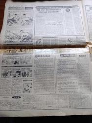 Akşam Gazetesi - 14 Eylül 1968 - Cemal Gürsel'in Ölüm Yıldönümünde Fahri Özdilek İmzası İle Milli Birlik Komitesi Bir Bildiri Yayınladı - 27 Mayıs'tan Yeteri Kadar Ders Alınmadı - Doktor Faruk Ayanoğlu Törenle Dün Toprağa Verildi - Doktor Faruk Ayanoğlu'nun Bütün Hayatını Kurtardıları Oradaydı Fotoğrafı - Kürdistan Dosyası Yarın Açıklıyoruz - Süleyman Demirel Memleketi İleri Götürecek Fikirlerden Korkmayınız Dedi - Aktör Danyal Topatan Vergi Borcundan Yargılandı - Polis Hippy Ve Beatniklere Nazik Davranacak - Karaoğlan Yazan Ve Çizen Suat Yalaz - Mutlak Fakirleşme Oran Olarak Fakirleşme Yazan Çetin Altan Köşe Yazısı - Cihan Pehlivanı Kara Ahmet Yazan Ve Çizen Ratip Tahir Burak - Müzik Yazan Levent Lir - Özdemir Erdoğan Show'lara Başlıyor - Selçuk Ural Sinemaya Geçti - Füsun Önal'a 10 Soru - Şöhret John Lennon'un Başına Vurdu - Elvis Presley - Fenerbahçe Dikkat Manchester City Karşısında En Büyük Rakibiniz Seyircidir - Galatasaray'ı Adana'da Dayak Değil Mağlubiyet Bekliyor