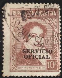 +++  ARJANTİN RESMİ ,  BERNARDINO RIVADAVIA    1945     10C    SÜRŞARJLI    - DAMGALI , HALİYLE
