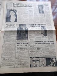 Yeni Sabah Gazetesi - 20 Haziran 1961 - Ankara'da Selde Ölenlerin Sayısı 12 ye Çıktı - Cemal Gürsel 17 Balıkçı Mübadele Edilecektir - Kara Kuvvetleri Komutanı Orgeneral Celal Alkoç Deniz Kuvvetleri Kumandanı Koramiral Zeki Özak Emekliye Sevkedildi - Bu Sene Askeri Okullara Talebe Alınmayacak - Anayasa Davasında Dün Sabıkların Sorgusu Bitti - Adnan Menderes'in Hemşehriliğini Kaldırmayan Kütahya Valisi - Bulgaristan'a Kaçırılan Balıkçılarımıza Mektup - Beyaz Güller Yazan Va Nü Yazı Dizisi - Cafer İle Hürmüz Çizen Altan Erbulak - Hayk Hammer Çizen Oğuz Aral - Fezaya Mikrop Gönderilecek - Kore'nin En  Zengin Adamı Yung Sun Servetini Hükümete Verdi - Nasreddin Hocanın Hayat Hikayesi Güldüren Gerçek Yazan Mehmet Önder - Yassıada Duruşmaları - Metin Oktay Ve Can Bartu'ya Milli Maçlarda Oynamak Şartı İle Avrupa'ya Transfer İzni Verildi - Galatasaraylı Gündüz Kılıç Şampiyonluğu Ve Rövanşı Vermeyeceğiz Dedi - Beşiktaş Everton Maçından Bir Kare - Milli Takım Antrenörü Puppo Sandro - Kırkpınar
