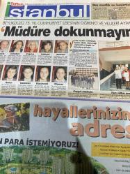SABAH İSTANBUL GAZETESİ SABAH MELODİ GAZETESİ - 26 Ekim 1999 - Erdal Bilallar-Eczaneler-Güzellik Rehberi-Sağlık Rehberi-Sabah Sarı Sayfalar-Şenol Baştakar-İstanbulluların dert köşesi-İstanbul’da Kültür Sanat-Bahçelievler Belediye başkanı Saffet bulut-Pendik Belediye başkanı Erol Kaya-Erdal Çetin-engin Öz tezcan-Barbaros Seker-Kamil Çevik-Yavuz asdemir-Can esen-Coşkun Özden-Kadıköy göztepe-Kartal yakacık-Bahçelievler soğanlı-küçükçekmece kanarya mahallesi-Gaziosmanpaşa karadeniz mahallesi-Şişli Kurtuluş-Sarıyer kireçburnu-neslihan Sözen-Nejdet Çoban-ulusal motorlu araçlar pazarlama ve organizasyon-Cem Yılmaz-nejat Uygur-Sinema dergisi-neşeli Çocuklar komedisi-üç baba Hasan müzikali oyunu-yıldızkent konut Yapı kooperatifi-Beylikdüzü 75. yıl Cumhuriyet Lisesi’nin öğrenci ve velileri ayakta- ramazan Yazgan-Vahdettin Saruhan
