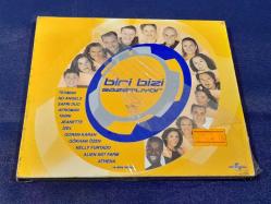 BİRİ BİZİ GÖZETLİYOR MÜZİK CD - SIFIR