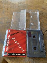 GRUP MERDİVEN - ÇİÇEĞİ BURNUNDA - KASET