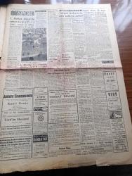 Ulus Gazetesi - 16 Ekim 1960 - Köpek Davası 20 Ekim Tarihine Birakldo- Savcı Celal Bayar Ve İbrahim Ökmen'in Memuriyetten Mahrumiyetlerini İstedi - İdamı İstenen 6 7 Eylül Sanıkları 60'ın Üstünde - Celal Bayar Ve Nedim Ökmen İçin İstenen Cezalar - Celal Bayar'ın Kızı Nilüfer Gürsoy Dünkü Duruşmayı Takip Etti - Celal Bayar Köpek Davasında Kendini Savunurken Fotoğraf - Nedim Ökmen Niçin İstifa Etmediniz Suali Karşısında Susuyordu Fotoğrafı - Basın Konusunda Görüş Ayrılığı Yazan Cihad Baban - Çinli Kızın Aşkı Yazan Paul Ernest Yazı Dizisi - Tarihi Duruşmadan Notlar - Yüksek Adalet Divanı Tarafsızlığıyla Dünya Adalet Tarihinde Mümtaz Bir Yer Alacak - Adnan Menderes'in Avukatı Burhan Apaydın - Yassıada'da Düşükler Adalet Huzuruna Çıktı Yazan Teoman Karahun - Yassıada Mektubu Yazan Kemal Zeki Gencosman - Muhittin Kılıç Bari Başkanı - Fenerbahçe İzmir'de Rekor Kırdı 7 1 - Gençlerbirliği İstanbul'da Beykoz'a 2 0 Yenildi - Yassıada  Adalet Tecelli Ediyor Fotoğraflar - Yayla Makarnası