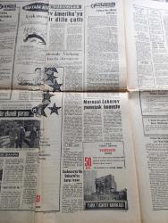 Ulus Gazetesi - 18 Şubat 1968 - İsmet İnönü'nün Hatıraları Anlatan İsmet İnönü Hazırlayan Sabahattin Selek Yazı Dizisi - Ahmet İzzet Paşa Kimdir - Toprakta İstediğimiz Düzen Değişikliği Atatürk'ün Vasiyetidir- Cengiz Nayman Cumhurbaşkanının Dış Gezileri Hakkında Konuştu - İlyas Kılıç CHP Anayasa Dışı Her Davranışın Karşısındadır Dedi - İstanbul'da Su İhtiyacı Çekmece'deki Gollerden Karşılanacak - Nazilli'de İşçi Çocukları için Modern Yuva Açıldı - Böyle Kazanılır Ekmek Parası Yazı - Haftada Bir Gün Yazan Mehdi Zıt - Vietnam'da Nükleer Silah Mı Yazan Ahmet Şükrü Esmer Köşe Yazısı - Fenerbahçe Eskişehir Maçı - Beşiktaş Feriköy'e Dün Şans Tanımadı - Sanlı Sarıalioğlu Fotoğraf - Kış Olimpiyat Oyunları - Bugün Kimin Maçı Var Program - At Yarışları - Türkiye Boks Şampiyonası Devam Ediyor - Hacettepe Dün Gençlerbirliğinden İki Puan Aldı - Sarıyer de Lider İstanbulspor'u 2 1 Yendi