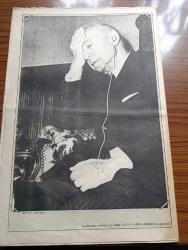 Milliyet  İsmet İnönü Albümü Gazetesi - 1973 - Ünlü Türk'ün Hayatı - İsmet İnönü Lozan Antlaşması'nı İmzalıyor Fotoğraf - Kıyafet Devriminden Sonra Frak Ve Silindir Şapkalı Atatürk Ve Başbakan İsmet İnönü Fotoğraf - Atatürk Tarihi Nutkunu Söylerken İsmet Paşa İkinci CHP Kurultayına Başkanlık Ederken Fotoğraf - Atatürk'le Gazi Koşusunu Seyrediyor - İsmet İnönü Oğulları Ömer Ve Erdal'la Fotoğraf - Eskişehir Şeker Fabrikası Açılışında Fotoğraf - İsmet İnönü At Sporunu Çok Severdi - İsmet İnönü 23 Nisan 1932 'de  Ankara Palas'da Çocuk Esirgeme Kurumu Kostümlü Balosunda Fotoğraf - Cumhuriyet Balosunda Başbakan Şükrü Saracoğlu Ve Eşiyle Birlikte Fotoğraf - İsmet İnönü Seçimlerde Oy Kullanıyor - Cumhurbaşkanı İsmet İnönü İlk Başbakanı Celal Bayar'la Birlikte Fotoğraf - Erzincan Depreminde Fotoğraf - İsmet İnönü Kahire Konferansında Roosevelt Ve Churchill İle Birlikte Fotoğraf - Meşhur Çivilemeleri Yaparken Fotoğraf - 2 Nisan 1941'de  Ankara Halkevi Sahnesinde Otelci Kadın Ve Toska Temsilinde