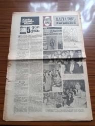 Hürriyet Gazetesi,1967 - Temyiz Ticaret Dairesi Başkanı Sıtkı Akyazgan'ın Tekzibini İstanbul 3. Asliye Ceza Mahkemesi Yersiz Buldu Türkiye'de Hakimler Var Yazan Necati Zincirkıran - 13 Gazetede Çıkan Gol Fotoğrafı - Abidin Behpur ve Yüksel Kasapbaşı Ödülleri Verildi - Gazetecilik Ve Araştırma Yazan Esin Bilbaşar Rey - Sosyal Yönümüz Yardım Sandığı Ve Çalışanlar - Merkur Gazetesinin Rotatifi Saatte 42.000 Tur Yapabiliyor - HÜRDAĞITIM Sayesinde Aynı Günde 55 İlde Birden Okunan Gazete Hürriyet - HÜRDAĞITIM'ın Genç Müdürü Ali Ünlü Görevi Başında Fotoğraf - Gazetenin Dağıtım Şeması - Son Altı Yıl İçinde Eşine Rastlanmamış Bir Saray Devrimi Geçiren Los Angeles Times - The Los Angeles Times Gazetesinin 39 Yaşındaki Sahibi Otis Chandler Fotoğraf - Times Mirror Şirketinin Sahip Oldukları - Kardeş Gazete Son - İstanbul'da Krallar Gibi 5 Gün 5 Gece Programında SON'un Talihli Okuyucuları Bir De Ünlü Vefa Bozacısına Uğradı - Son Gazetesinin Talihlileri  Maksimde - Gönül Yazar Şarkı Söylerken Foto