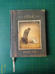 Uzak - Shaun Tan | Angoulema Uluslararası En İyi Albüm Ödülü (Ciltli) - Hemdem Sahaf