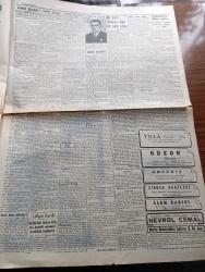 Cumhuriyet Gazetesi - 1 İkincikanun ( Ocak) 1941 -  Yeni Sene Kutlu Olsun - Kahraman Mehmetçikten Gençliğe Mektup - Bir Harb Yılından Diğer Bir Harp Yılına Yazanlar Yunus Nadi Köşe Yazısı - Bugün Merhum Maarif Vekili Necati'nin 12. Yıldönümüdür - Yılbaşı Piyangosu Çekildi - Roosevelt'in Hitabesi Her Yerde Sevinçle Karşılandı - Berlin Matbuatı Sükut Ediyor - Küçük Hikasy Bir Yılbaşı Hikayesi Yazan Hamdi Varoğlu - 1941 Yılına Girerken Hava Harblerine Bakış Yazan M.S. - Kızıl Vazo Yazan Peride Celal Yazı Dizisi - Durak Yerleri Yazan Burhan Felek Köşe Yazısı - Ömer Rıza Doğrul Köşe Yazısı - Merhametten Maraz Yazan Stefan Zweig Yazı Dizisi - Çemberlitaş Sinemasında Okyanus Bekçileri - Saray Sinemasında Günahkarlar - Alkazar Sineması - Kars Yeni Vali Muavini Raşid Demirtaş Fotoğraf - Türkiye Köylü İşçi Elbiseleri Toptan Satış Yeri - Marvin Fabrikası - Doktor Operatör Rahime Batu - Londra'nın Bombardımanı