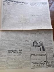 Cumhuriyet Gazetesi - 6 Mayıs 1943 - Bulgaristan Durumu Yazan Nadir Nadi Köşe Yazısı - Rakı Sarfiyatı Artıyor - Adaların Ziyneti Orman İdaresi Çamlarının Temizlenmesi İşini Üzerine Aldı - Sofyada Yüzlerce Kişi Tevkif Edildi - Şark Cephesinde Sovyet Taarruzu - Vekiller Heyeti Cumhurreisimiz İsmet İnönü Riyasetinde Toplandı - Bir Çin Ordusu Çevrildi Japonların Başladığı Taarruz Büyüyor - Mecidiyeköy Cinayeti - Maliye Vekili Fuad Ağralı Yeni Yıl Bütçesi Hakkında Bilgi Verdi - Bayan Durad'ın Balesi - Gazino Kahve Ve Çayhanelerin De Tarifesi Değiştiriliyor - Maoriler Acaba Türkmüdürler Yazan Abidin Daver - Beklenmeyen Misafir Bu Akşam Saray Sinemasında - Güzide Sanatkarlarımız Vahdet Nuri İle Cemal Reşit'in Dün Akşamı Konserleri Fotoğraf - Vay Şekerim Yazan Burhan Felek Köşe Yazısı - Deva Ağrı Kesici - Nevrozin Ağrı Kesici - İsmetpaşa Kız Enstitüsü - Göz Hekimi Nuri Fehmi Ayberk - Borsa - Bulmaca - Bugünkü Radyo Programı