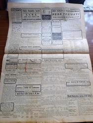 Cumhuriyet Gazetesi - 14 Haziran 1943 - Harbde Yeni Bir Safha Yazan Yunus Nadi Abalıoğlu Köşe Yazısı - 3. İtalyan Adası da Dün Teslim Oldu - Karşılıklı Hava Akınlarının İstikametlerini Gösterir Harita - Ankara Susporları Kulübü Dün Milli Şefimiz İsmet İnönü'nün Huzuru İle Açıldı - Büyük Sıhhat Meclisi Bugün Toplanıyor - Akdeniz Filosunun Zaferi - İngiltere Akdeniz Filosu Başkumandanı Amiral Cunningham - Eski Güreş Federasyonu Reisi Ahmed Fetgeri İsmine Tertib Edilen Güreş Müsabakaları Fotoğraf - Şark Cephesinde Almanlar Sovyet Müdafaasını Yokluyor - Bizde Tiyatro İdraki Yazan İ. Galip Arcan - Galatasaray Lisesi'nin Bayramı - Gary Cooper'in Son Kurşun İpek Sinemasında - 9. Şarl'ın Kanlı Saltanatı Yazan Prosper Merimee Yazı Dizisi - İstanbul İkinci Ağırceza Reisi Hasan Hasbi Gürpınar'ın Cenazesi Kaldırıldı - Bağdat'ta Birleşmiş Milletler Günü Kutlanacak - Bugünkü Radyo Programı - Bulmaca - Dermojen Yanık kremi -  Belsoğukluğu İçin Belsatimol Kullanınız - Doktor Emin Şükrü Kunt