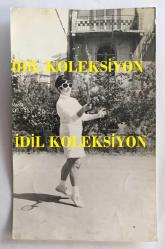 YEŞİLÇAM'IN EFSANESİ BELGİN DORUK'UN ORİJİNAL 6'LI FOTOĞRAF SETİ,  19 x 18 cm ve 18 x 12 cm EBADINDA 6 ADET FOTOĞRAF - BELGİN DORUK TENİS OYNARKEN ÇEKİLMİŞ 6 FARKLI KARE