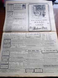 Cumhuriyet Gazetesi - 10 Ağustos 1943 - Siyasi İmkanlar Yazan Nadir Nadi Köşe Yazısı - Avrupa Kalesini Müdafaa İçin - Roosevelt Kanada'da - Maarif Vekili Hasan Ali Yücel Emekli Öğretmenler İçin Dün Yapılan Törende Hocalarla Görüşüyor Fotoğraf - İtalyan Başvekili Badoglio - Üniversite Rektörlüğü Maruf Profesörümüz Tevfik Sağlamın Tayini Takarrür Etti - Adliye Vekili Ali Rıza Türel Dün İmralı Adasına Gitti - Bu Perşembe Akşamı Azak Bahçesinde Müzeyyen Senar Konseri - Millicilik Ve Devamlı Sulh Yazan Şükrü Kaya - Ekmek Fiyatları Bugünden İtibaren 17,25 Kuruşa Satılacak - Vedad Tör Ankara Elektrik Ve Havagazı Müdürü Oldu - Galatasaray El İşleri Sergisini 80 Bin Kişi Gezdi -  Topuzun Kısmeti Yazan Mahmud Yesari Yazı Dizisi - Almanya'daki Siyasi Hadiselerin Mana Ve Hedefi - Nevşehir Ve Ürgüpte İnönü Günü - Teknik Tabirini Başına Gelenler Yazan Haşim Nahid Erbil Köşe Yazısı - Ankara'da Çin Cumhurreisi Lin Sen İçin Anma Merasimi - Burhaneddin Ve Seniye Tepsi Skeçleri - Zati Sungur
