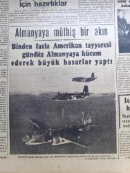 Cumhuriyet Gazetesi - 5 İkinciteşrin (Kasım) 1943 - Fransasız Avrupa Yazan Nadir Nadi Köşe Yazısı - İngiliz Hariciye Nazırı Mister Eden Kahireye Vardı - Kahire'de Görüşmelere Başlandı - Moskova'ya Göre Nogay Steplerinde Savaş Sona Erdi - Şark Cephesinden Resimler - Balkanlar Nasıl İstila Edilecek - Hakaret Davaları Karışık Bir Şekil Aldı - Bir Çok Gazetelerin Mahkemeye Gitmesine Sebep Olan Ali İhsan Sabis Davasının Ankara'ya Nakledilmesi İhtimali Var - Binden Fazla Amerikan Tayyaresi Gündüz Almanya'ya Hücum Ederek Büyük Hasarlar Yaptı - Hukuk Fakültesi Dekanı Sıddık Sami Onar - 2 Büyük Film Fırtınalar Hakimi Ve Mabudenin Kızı Taksim Sinemasında - Devamlı Sulh Arzusu Ve Bazı Mütefekkirler Yazan Profesör Doktor Hıfzı Veldet Köşe Yazısı - Aşkın Doğuşu Yazan Peride Celal Yazı Dizisi - Hak Hukuk Yazan Burhan Felek Köşe Yazısı - Bugünkü Radyo Programı - Arlon Saatleri - Uyuz Ve Deri Kaşıntılarını Dermoliv Çabuk Geçirir - Bugünkü Radyo Programı