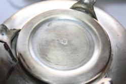 KAPAKLI ŞEKERLİK YADA BENZER BİŞEY  GÜMÜŞ KAPLAMA SARI METAL   DETAYLAR RESIMLERDE (ANTIK KOLİ 12