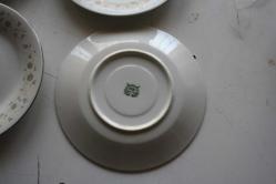 Vintage Tangshan 6 ADET TABAK   DETAYLAR RESIMLERDE (ISIMSIZ DEMIR RAF