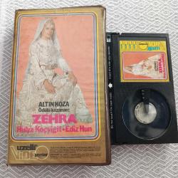 Efemera - ZEHRA HULYA KOCYIGIT/  EDİZ HUN BETA FİLM - kitantik - kitaLog