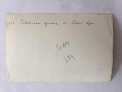 YILDIRIM GENCER'İN ORİJİNAL 3'LÜ FOTOĞRAF SETİ 24 x 18 cm, 18 x 12 cm ve 18 x 8 cm EBADINDA 3 ADET FOTOĞRAF - YILDIRIM GENCER ve ÜLKÜ ÖZEN 1971 YAPIMI ''ÇILGIN BAKİRELER'' İSİMLİ FİLMDE BİRLİKTE ROL ALDILAR, FİLMDEN 3 FARKLI KARE