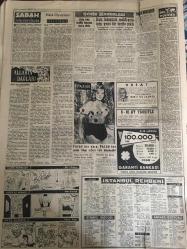 YENİ SABAH GAZETESİ 2 TEMMUZ 1959 YIL :22 SAYI :7300--Türkiye nin iktisadi istikrar programı müsbet netice verdi --Defterdarlık dolandırıldı ---Bu sene bir miktar şeker ithal edilmesi  muhtemel ---Atina da Türk -Yunan temasları başlıyor --İnönü yarın Ankara ya avdet ediyor --Heinrich Luebcke  B.Almanya nın yeni Cumhurreisi oldu --Türkiye de bir milyon çocuk  tahsil yapamıyor --Bir Alman talim uçağı Manyas gölüne düştü --Halk Oyunları :Siyavuşgil --İstanbul Rehberi ---Kolombiya da sellerden 180 kişi öldü --Kaçakçılıkla ilgili 3 kişi daha yakalandı --Bir yabancı şirket de 250 işçiye yol veriyor --Bir jandarma eri tüfekle öldürüldü --Belediye ,plajları yüzde 30 ucuzlatıyor --Yedi döviz kaçakçısı mahkum oldu ---B.Ahmet ,Mustafa ve Cemil Galatasaray da ---Kaleci Salahattin G.Birliğine giriyor --Fenerbahçe camiası iki gruba ayrıldı --Basın kupası boks maçları --Bu sene ki milli maçlar belli oldu --Eisenhower in enteresan bir basın toplantısı--Ateşe mermi atan 5 çocuk  parçalandı --