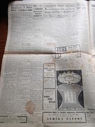 Cumhuriyet Gazetesi - 25 Birincikanun (Aralık) 1944 - İstiklal Savaşımızın Tarihi Yazan Abidin Daver Köşe Yazısı - Peştedeki Alman Garnizonu Sarıldı - Milli Şefimiz İsmet İnönü Dün Yarışlarına Teşrif Ettiler - İngiliz Habeş Anlaşması - Merhum M. Turhan Tan'ın Ölüm Yıldönümü Fotoğraf - Galatasaray Fenerbahçe Dün 2 2 Berabere Kaldı Fotoğraf - Yeşilayın Yirmi Beşinci Yıldönümü - Atina Asilerden Tamamiyle Temizlendi - Ses Tiyatrosu Opereti Gala Gecesi Tatlı Sert - Ömer Besim - Boks Maçları Finali - Lido Yüzme İhtisas Kulübü - Ankara Kır Koşusunu İstanbul Takımı Kazandı -  Kooperatifçilik Kongresi Kapanırken Yazan Profesör Ziyaeddin Fahri Fındıkoğlu - Kapıdan Bir Kadın Girdi Yazan Warwick Deeping Yazı Dizisi - Mezarlıklarımıza Dair Yazan Burhan Felek Köşe Yazısı - Noel Mesajları - Bugünkü Radyo Programı - Singer Saat Mağazaları - Yakında Amerika'ya Hareket Edecek Olan Portekiz Bandıralı Lima Vapuru - İstanbul Belediyesi Şehir Tiyatroları Düğün Gecesi Oyunu Bu Akşam - Fen İş