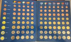 EuroCollection (Euro Para Birimi Kullanan 12 Ülkeye Ait Madeni Para Hatıra Seti)